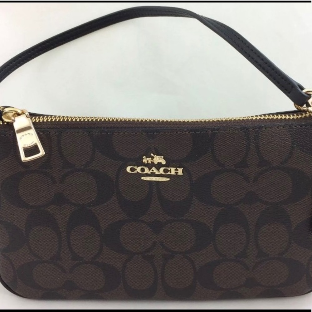 SOLD ⛔️Authentic COACH signature Crossbody. - Picture 4 of 7